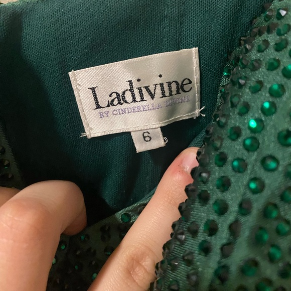 Cinderella Divine Green Rhinestoned Prom Dress - Picture 4 of 5